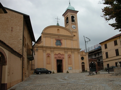 La chiesa parrocchiale di San Bartolomeo.